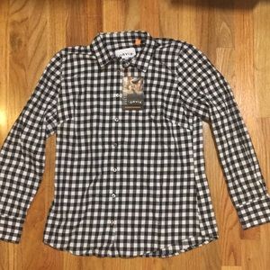 Orvis blue plaid button up long sleeve shirt.